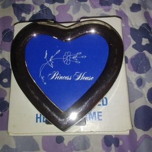 Princess House Silverplated Heart Frame